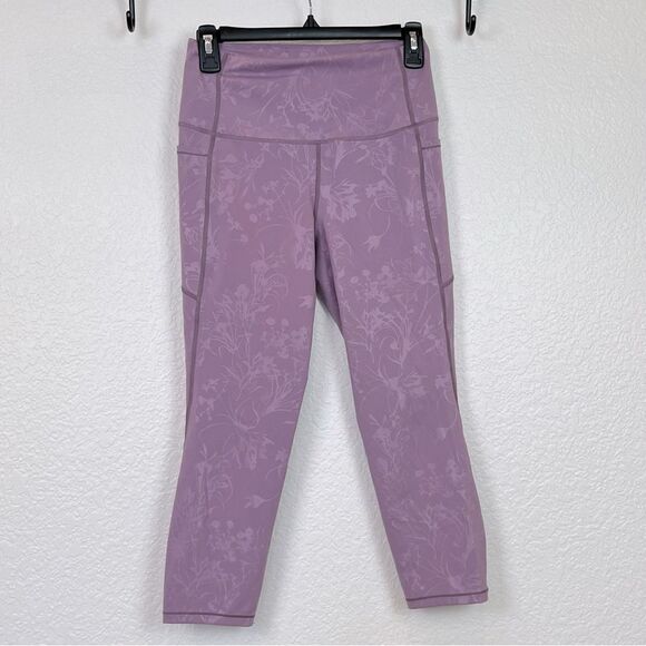 Zyia Light Lilac Floral Pocket Hi-Rise Capri size 4 - Picture 7 of 15